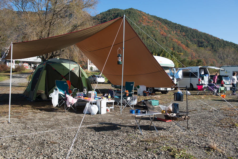 自由キャンプ場テント・タープ