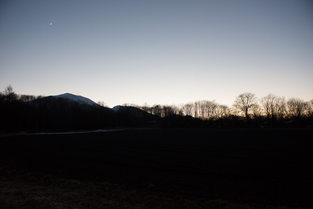 夜の浅間山：軽井沢スウィートグラス